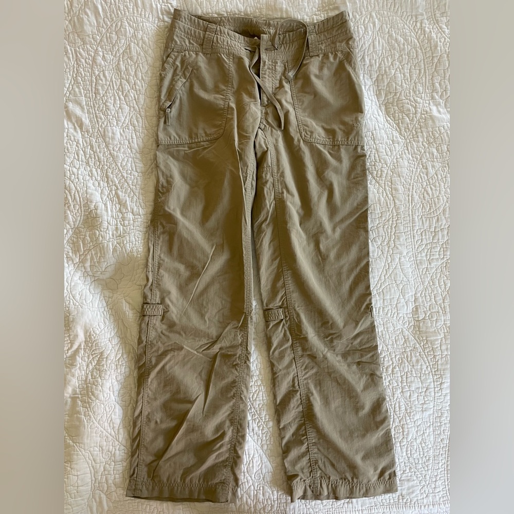 The North Face Women’s Khaki Cargo Pants